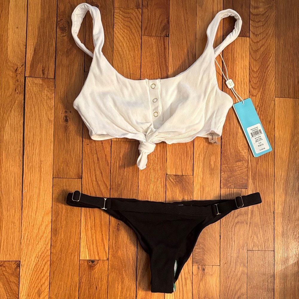 Beach Bunny Black and White Rib Tide bikini set